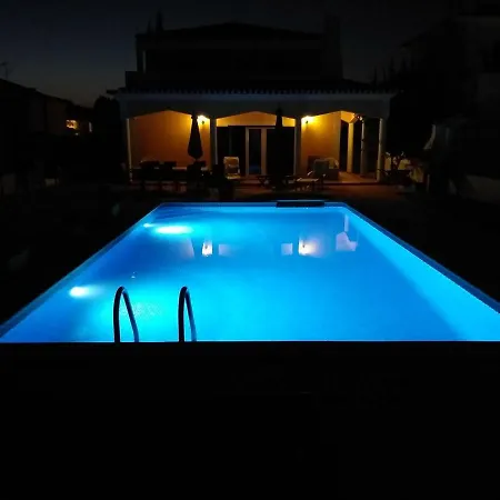 Villa Vivenda Luz E Ludica Altura